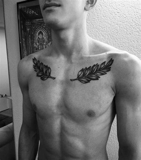 clavicula tatuajes hombre|Tatuajes en la clavícula para hombres: ¡Descubre los diseños。